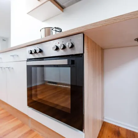 Stadtblick By Interhome 公寓